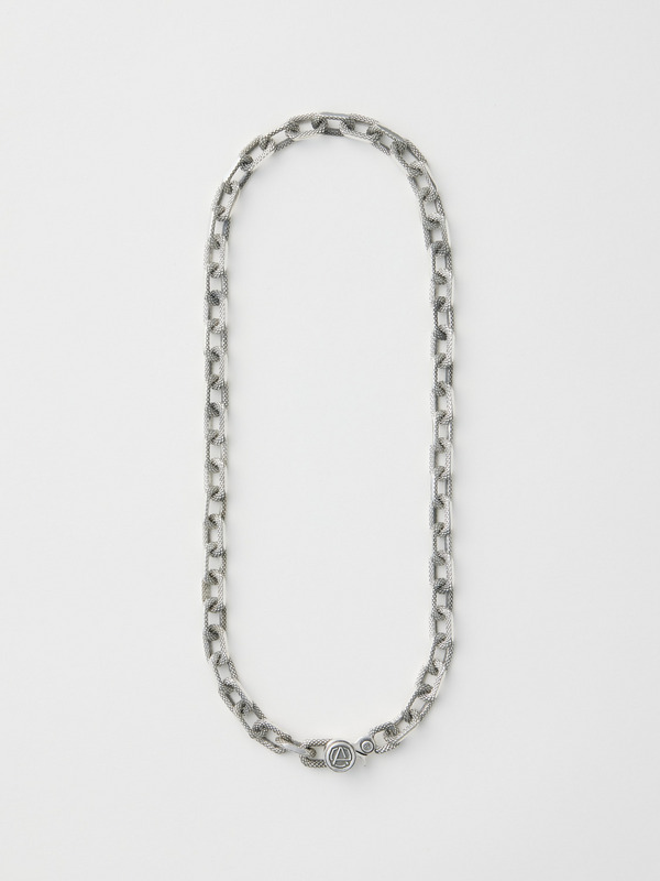 SMALL TEXTURED CHAIN NECKLACE