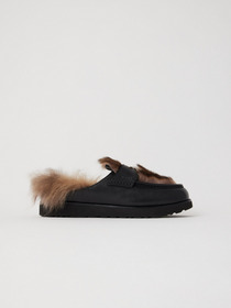 UGG AMBUSH Loafer 詳細画像