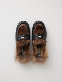 UGG AMBUSH Loafer 詳細画像