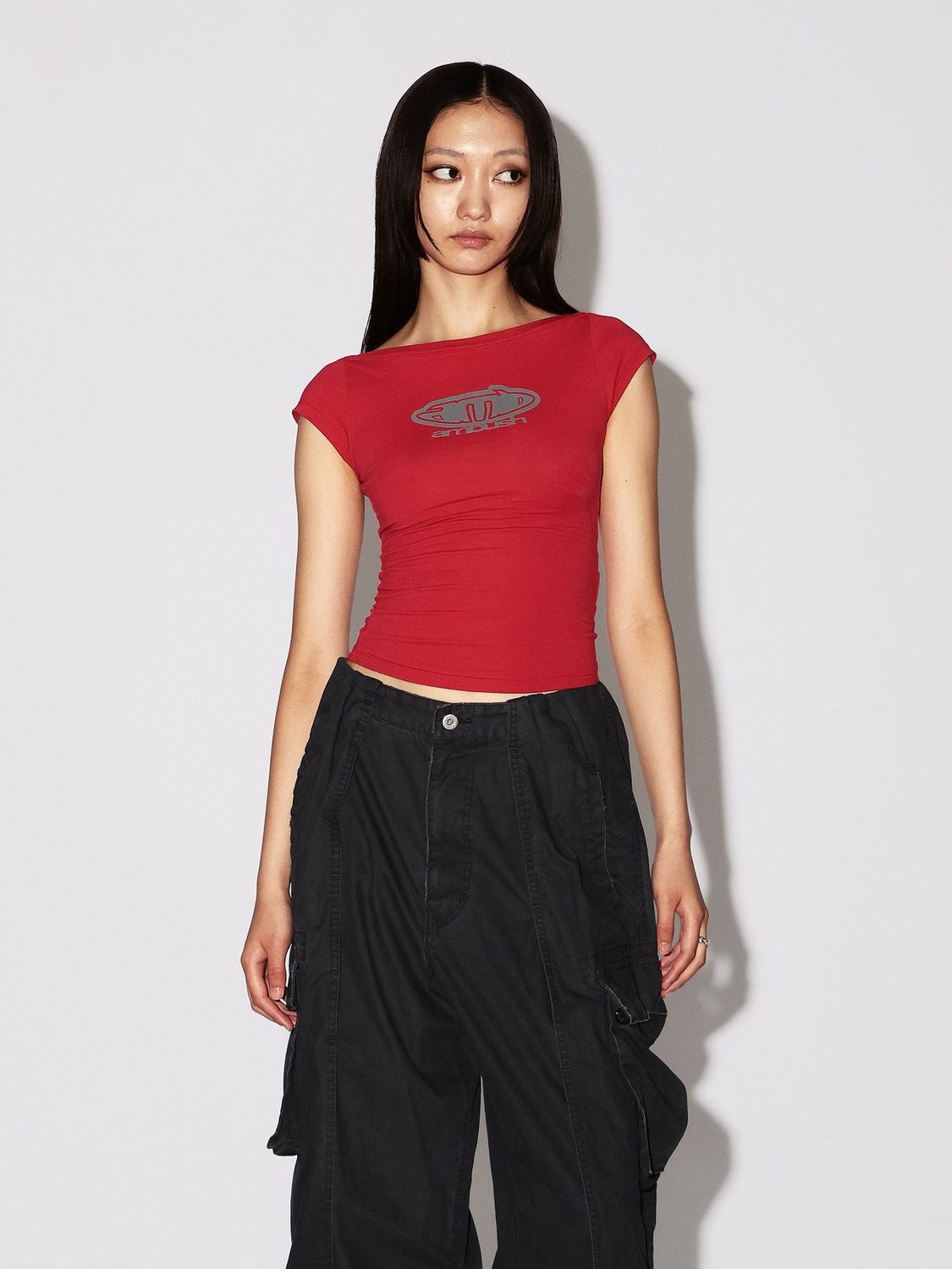BOAT NECK FITTED T-SHIRT 詳細画像 Red 2