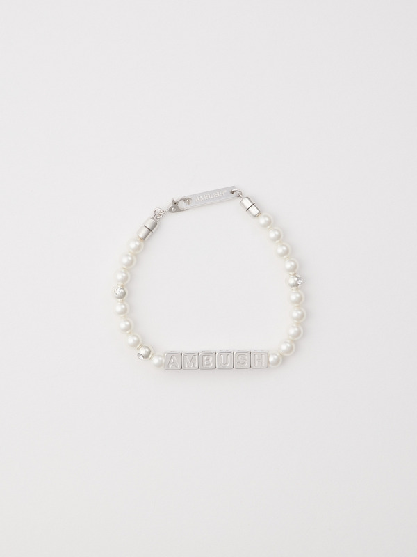 PEARL LETTER BLOCK BRACELET