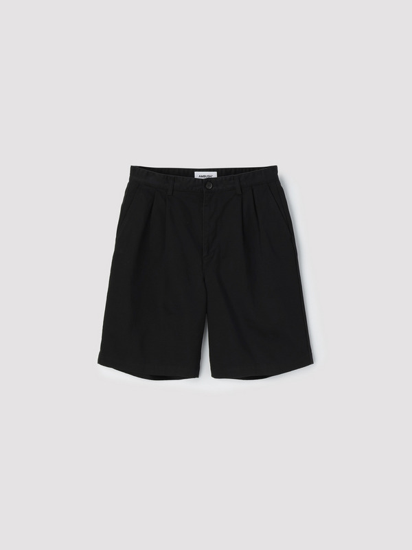 TUCK CHINO SHORT PANTS